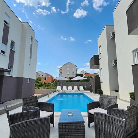 The Sands Luxury Pool Aparthotel 2 Novalja Exteriör bild