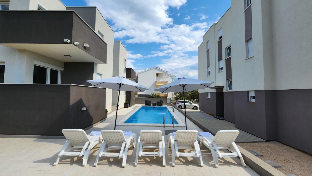 The Sands Luxury Pool Aparthotel 2 Novalja Exteriör bild