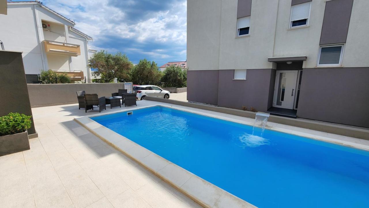 The Sands Luxury Pool Aparthotel 2 Novalja Exteriör bild